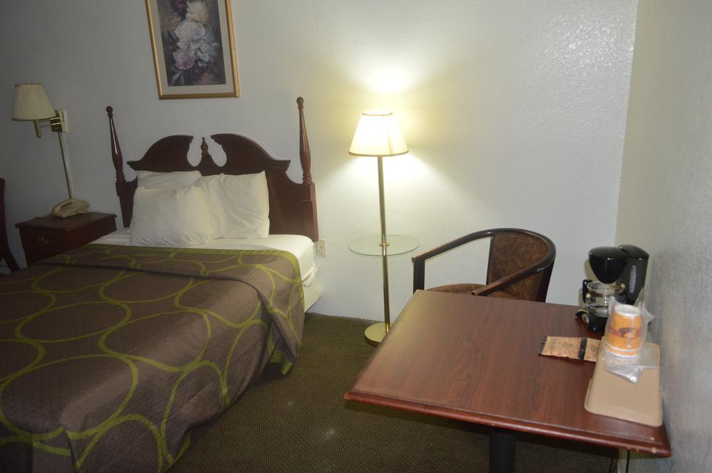 American Elite Inn Hazard Extérieur photo