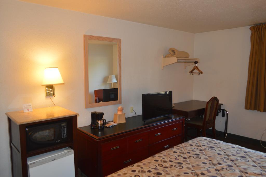 American Elite Inn Hazard Extérieur photo