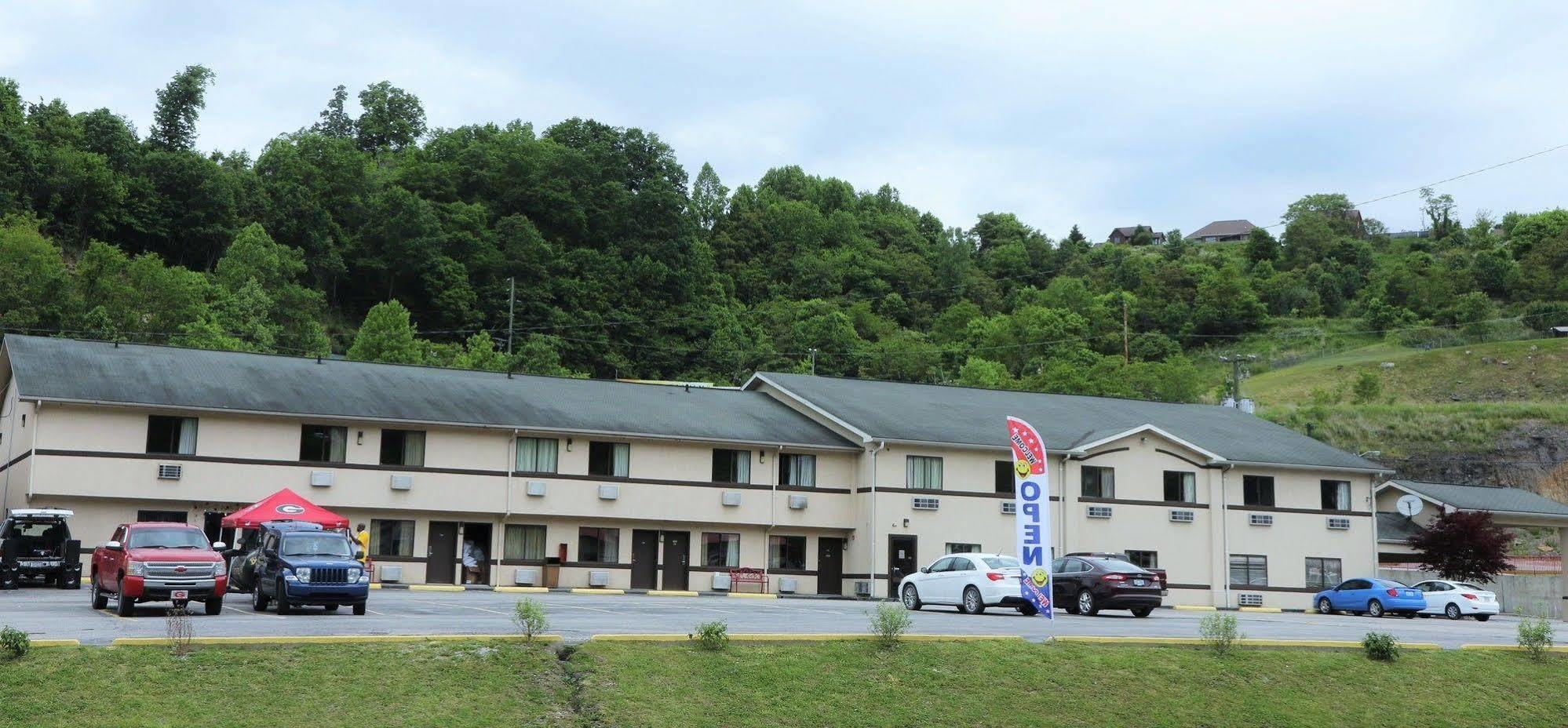 American Elite Inn Hazard Extérieur photo